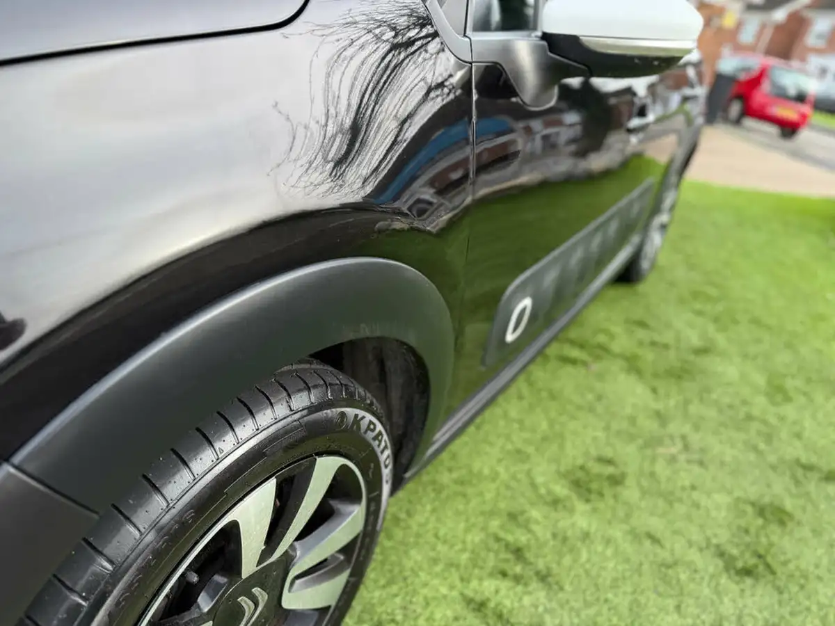 2017-citroen-c3-12-puretech-flair-82ps-big-39