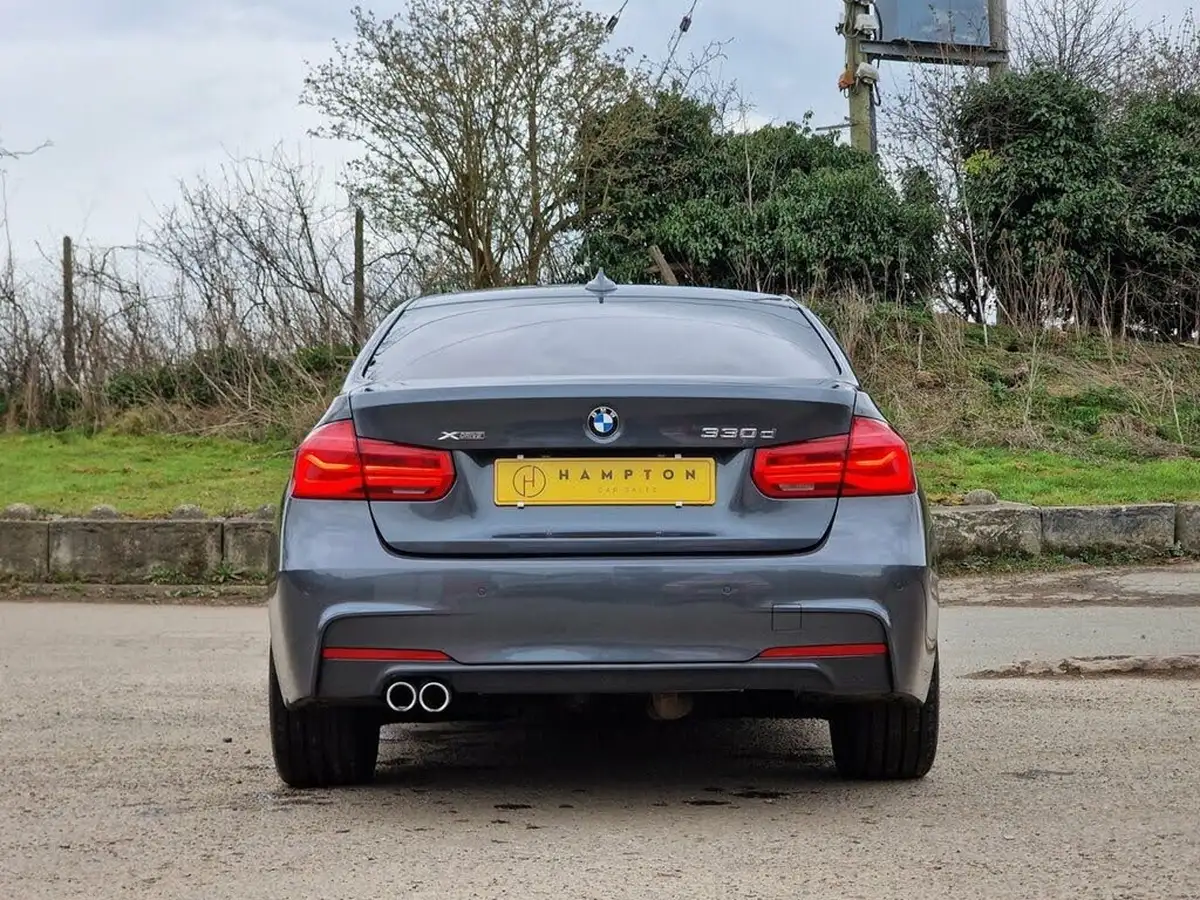 2017-bmw-3-series-30td-330d-xdrive-m-sport-saloon-4d-big-4