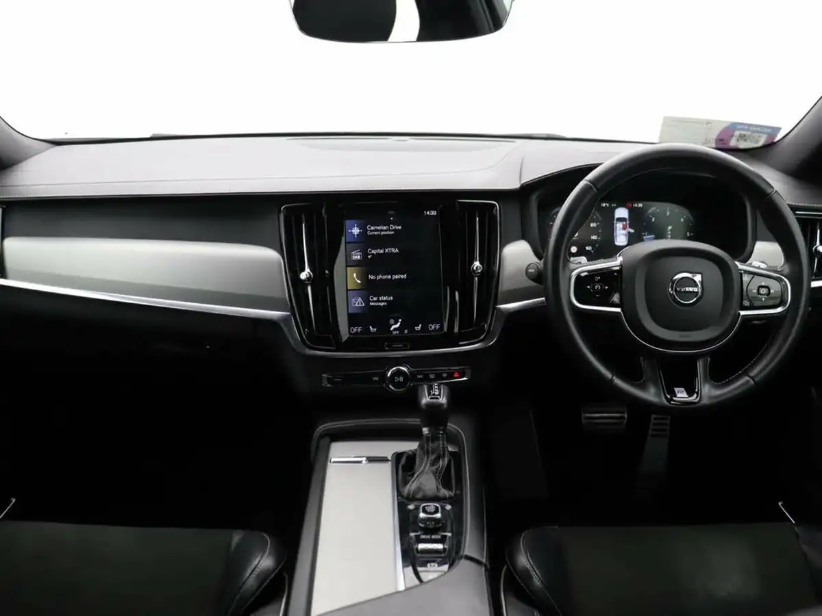 2018-volvo-s90-20td-d4-r-design-big-20