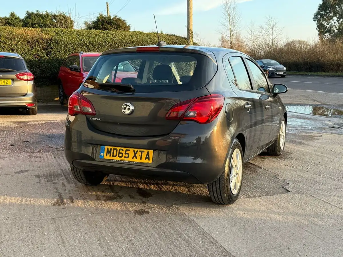 2015-vauxhall-corsa-12i-design-5d-big-50