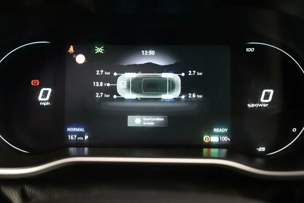 2022-mg-zs-suv-e-trophy-ev-176ps-big-26