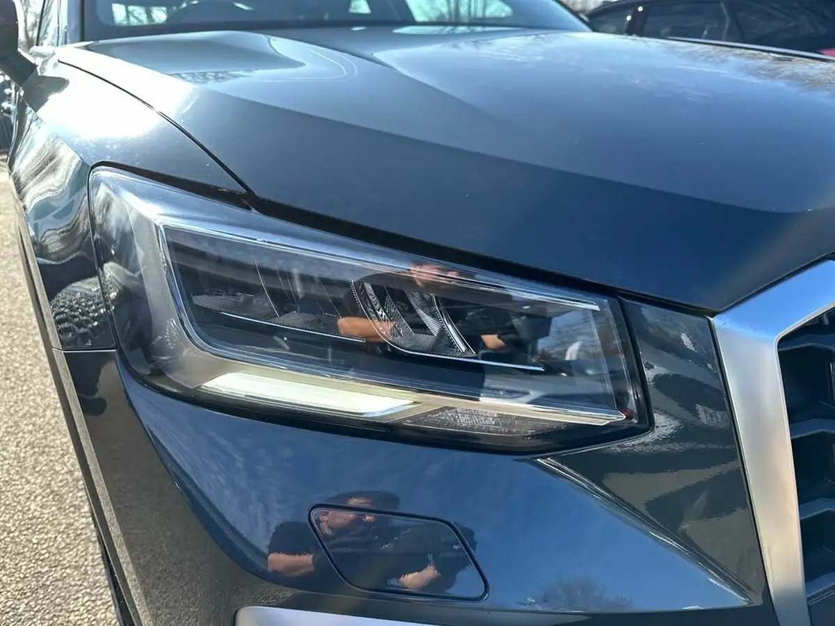 2021-audi-q2-10-30-tfsi-sport-big-31