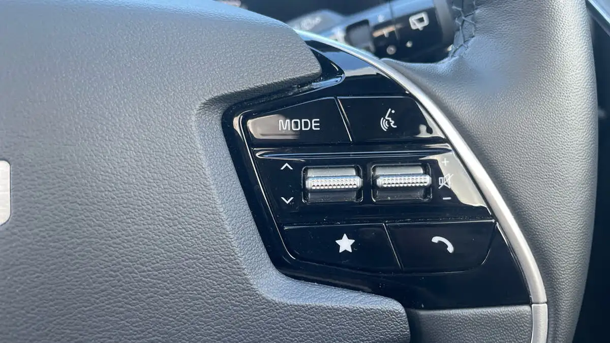 2023-kia-niro-ev-e-4-heat-pump-big-23