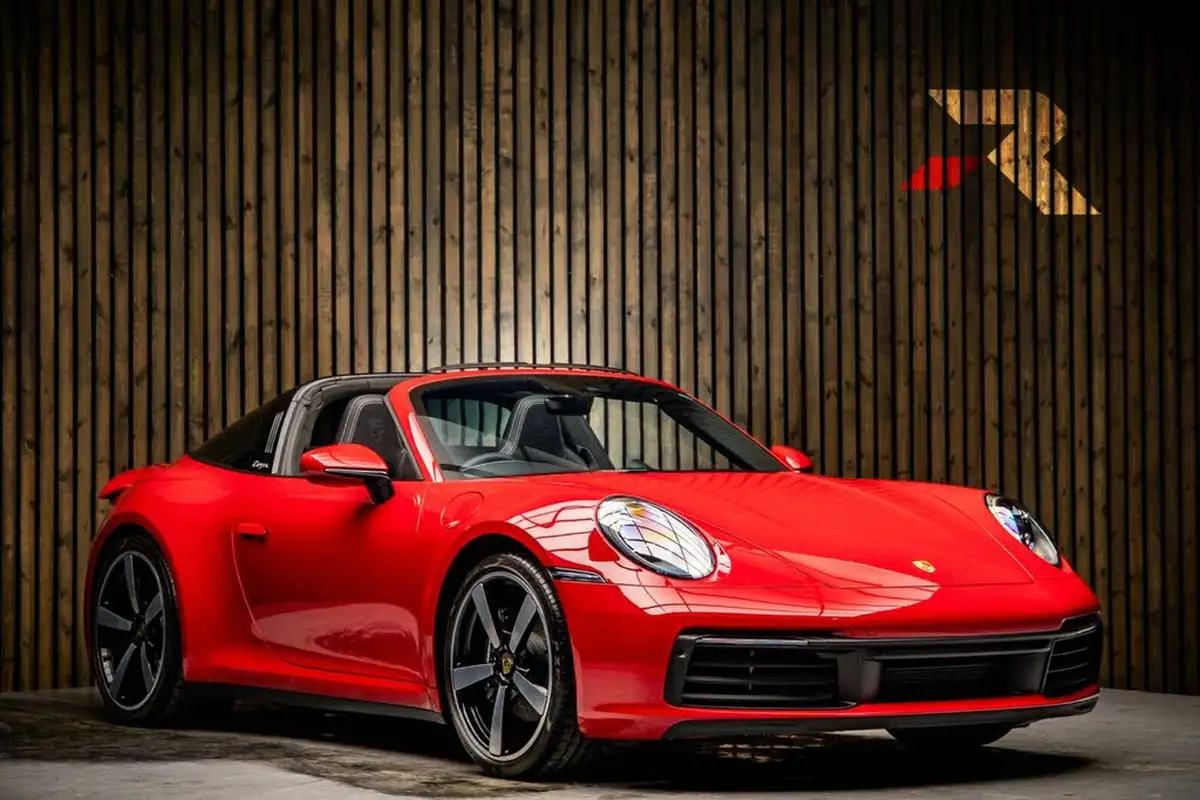2023-porsche-911-30-targa-4-big-0