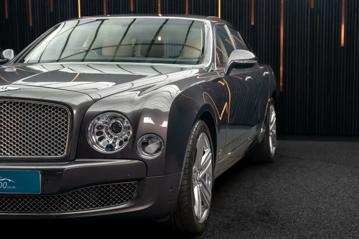 2012-bentley-mulsanne-675-big-12