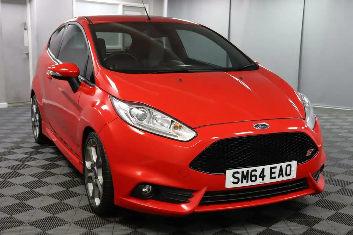 2014-ford-fiesta-16-st-3-big-25