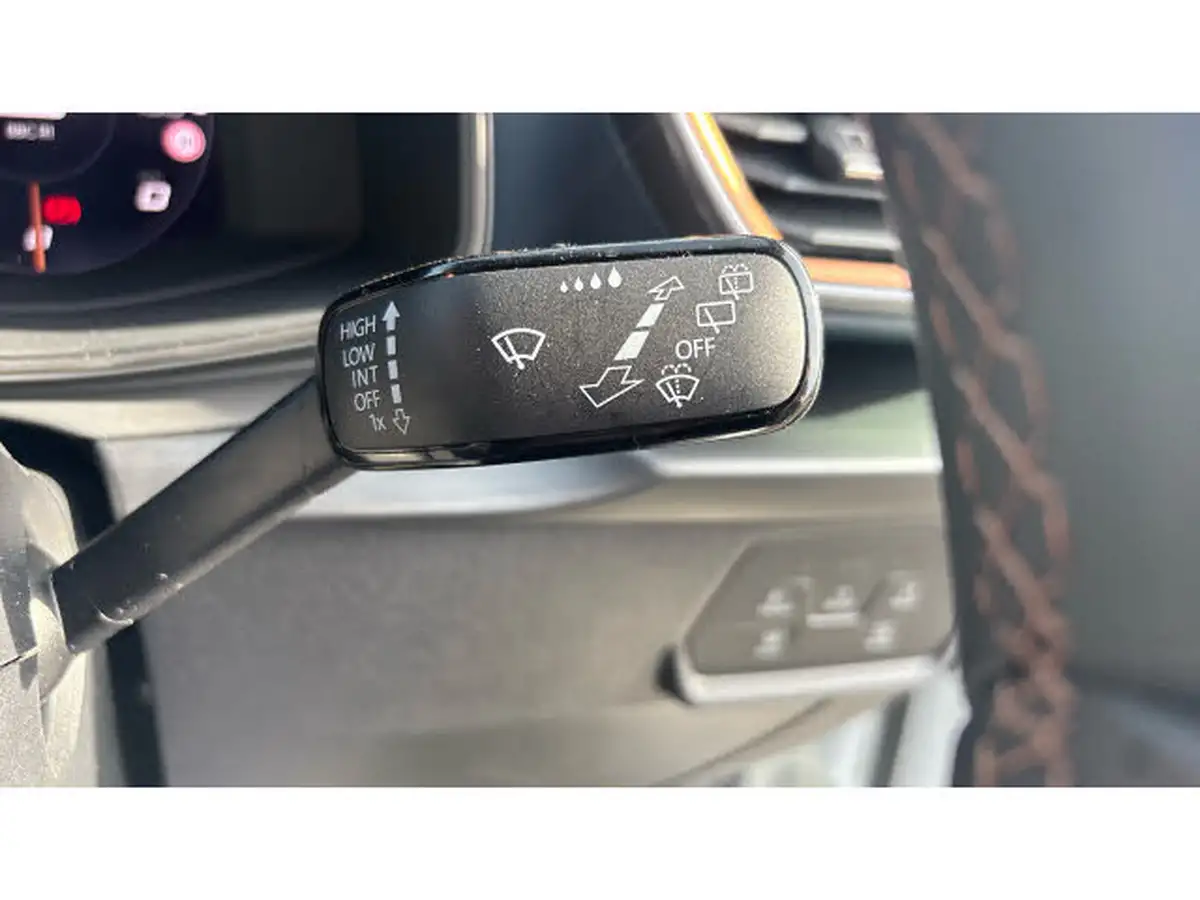 2024-cupra-formentor-14-e-hybrid-v2-big-30