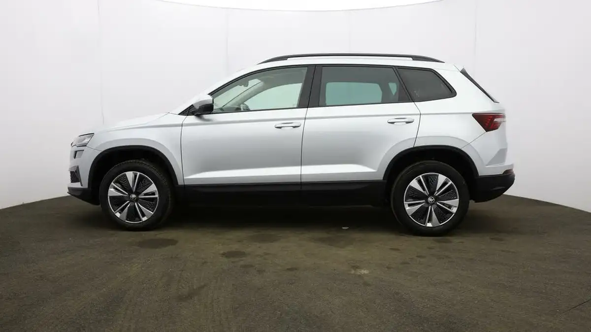 2022-skoda-karoq-10-tsi-se-drive-big-43