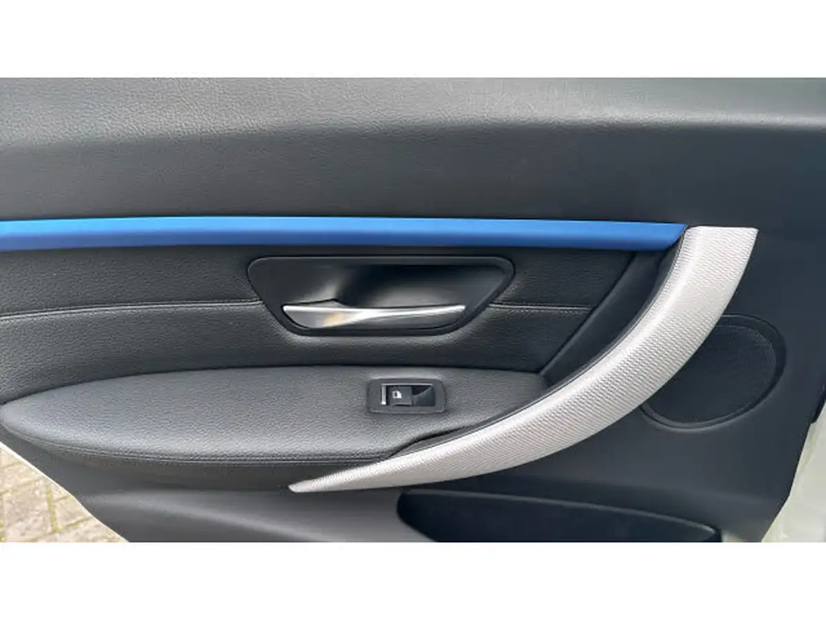 2018-bmw-3-series-20td-320d-xdrive-m-sport-touring-5d-auto-big-43