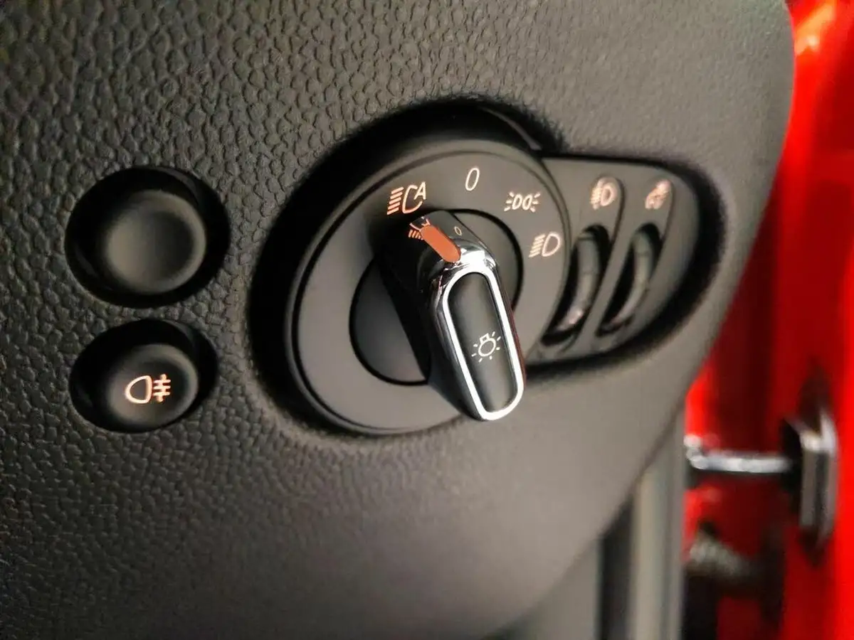 2021-mini-cooper-e-cooper-s-2-big-26