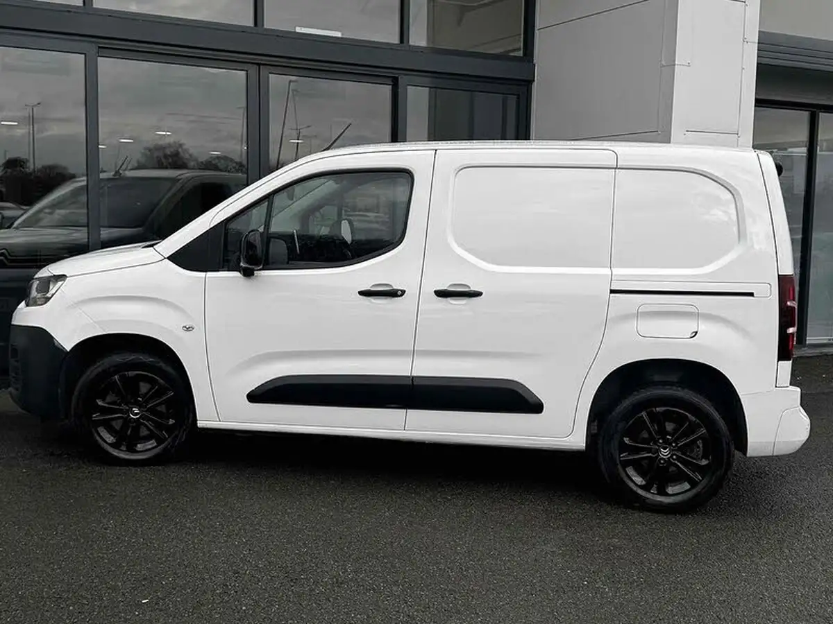 2021-citroen-berlingo-15bluehdi-1000-driver-100pseu6dt-e-ss-big-9