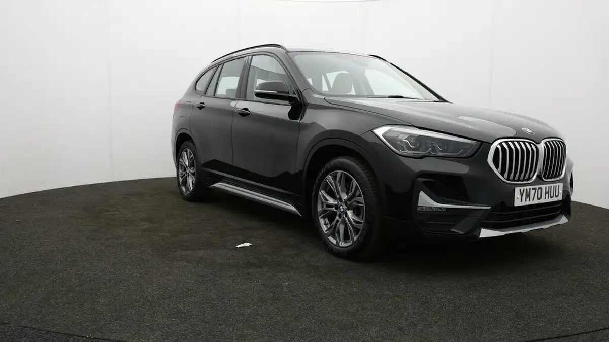 2021-bmw-x1-15-xdrive-25e-phev-xline-big-47