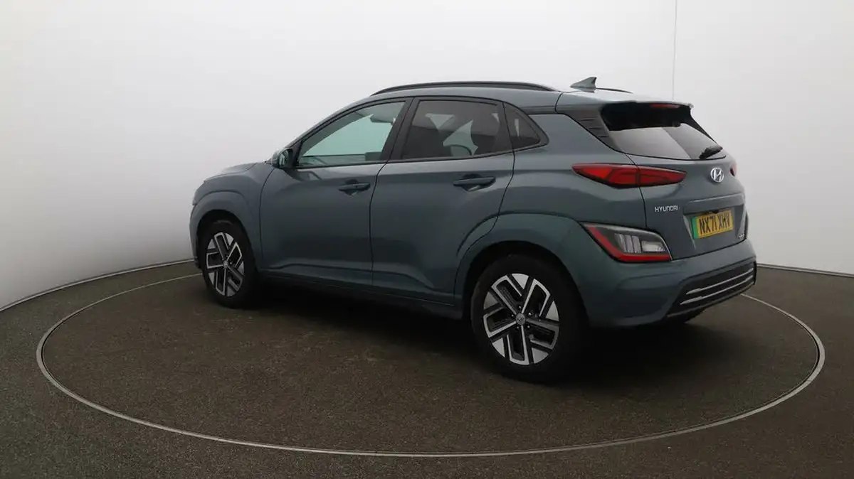 2022-hyundai-kona-e-premium-204ps-64kwh-7kw-obc-big-5