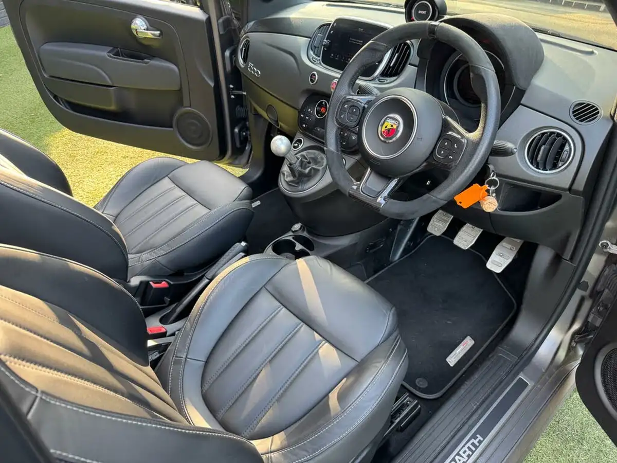 2020-abarth-500c-14-tjet-595c-competizione-big-29
