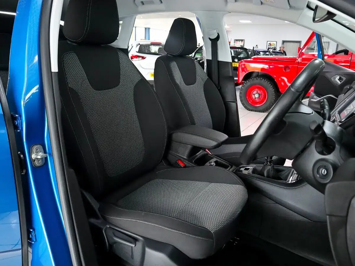 2018-vauxhall-grandland-x-12-se-130ps-big-16