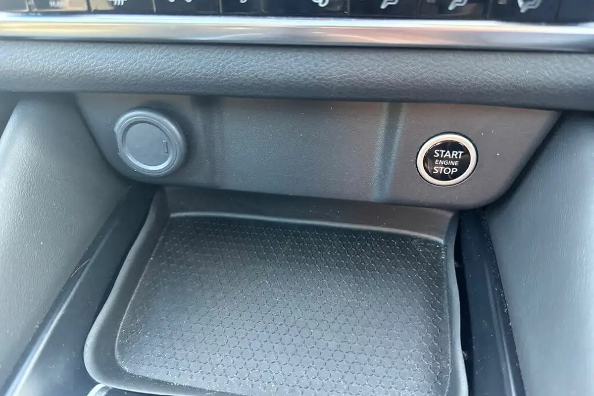 2022-nissan-qashqai-13-dig-t-n-connecta-140ps-big-28