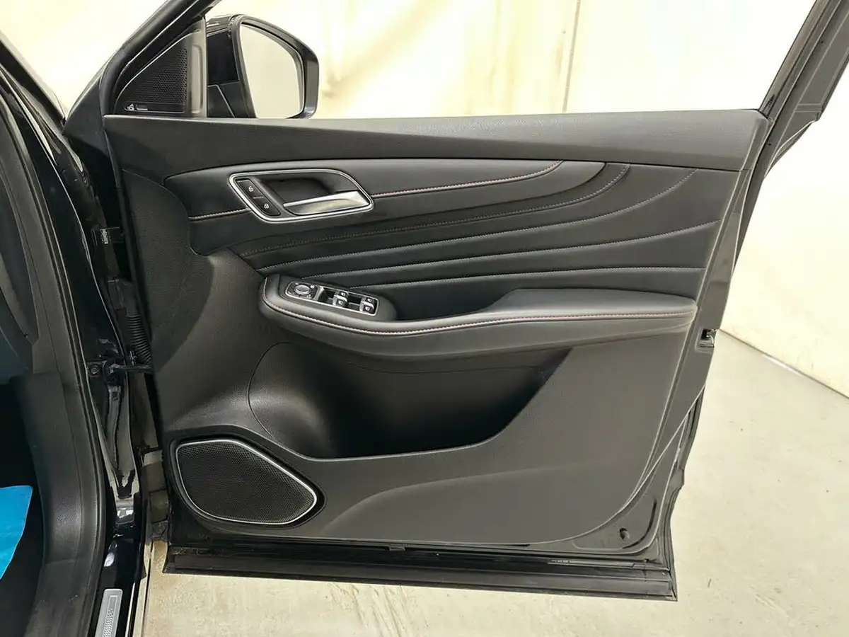 2022-mg-hs-15t-gdi-exclusive-258ps-plug-in-hybrid-auto-big-10