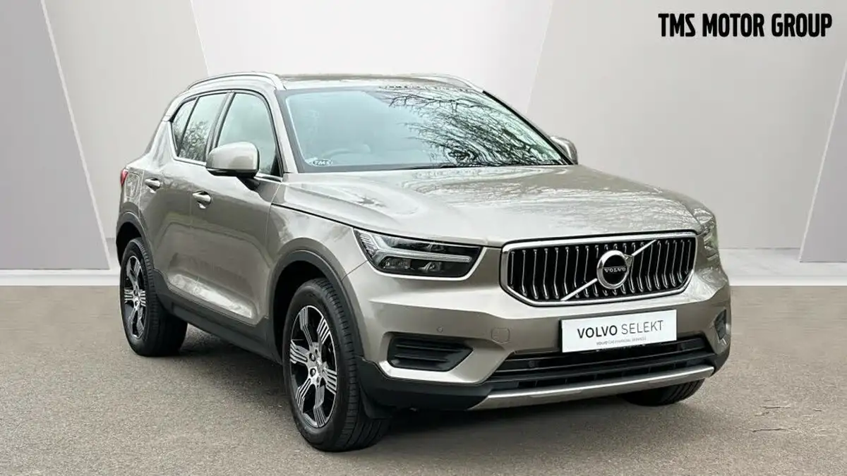 2021-volvo-xc40-15-t3-inscription-161bhp-auto-big-0