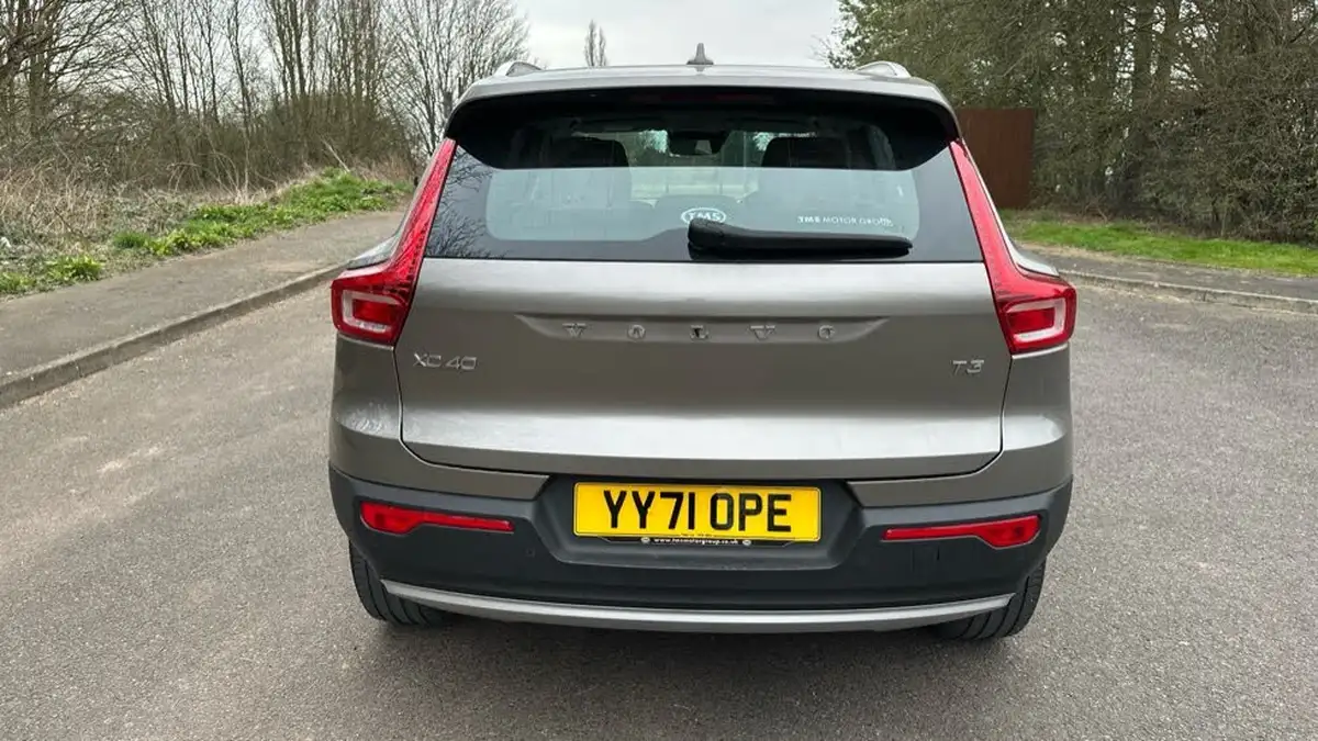 2021-volvo-xc40-15-t3-inscription-161bhp-auto-big-24