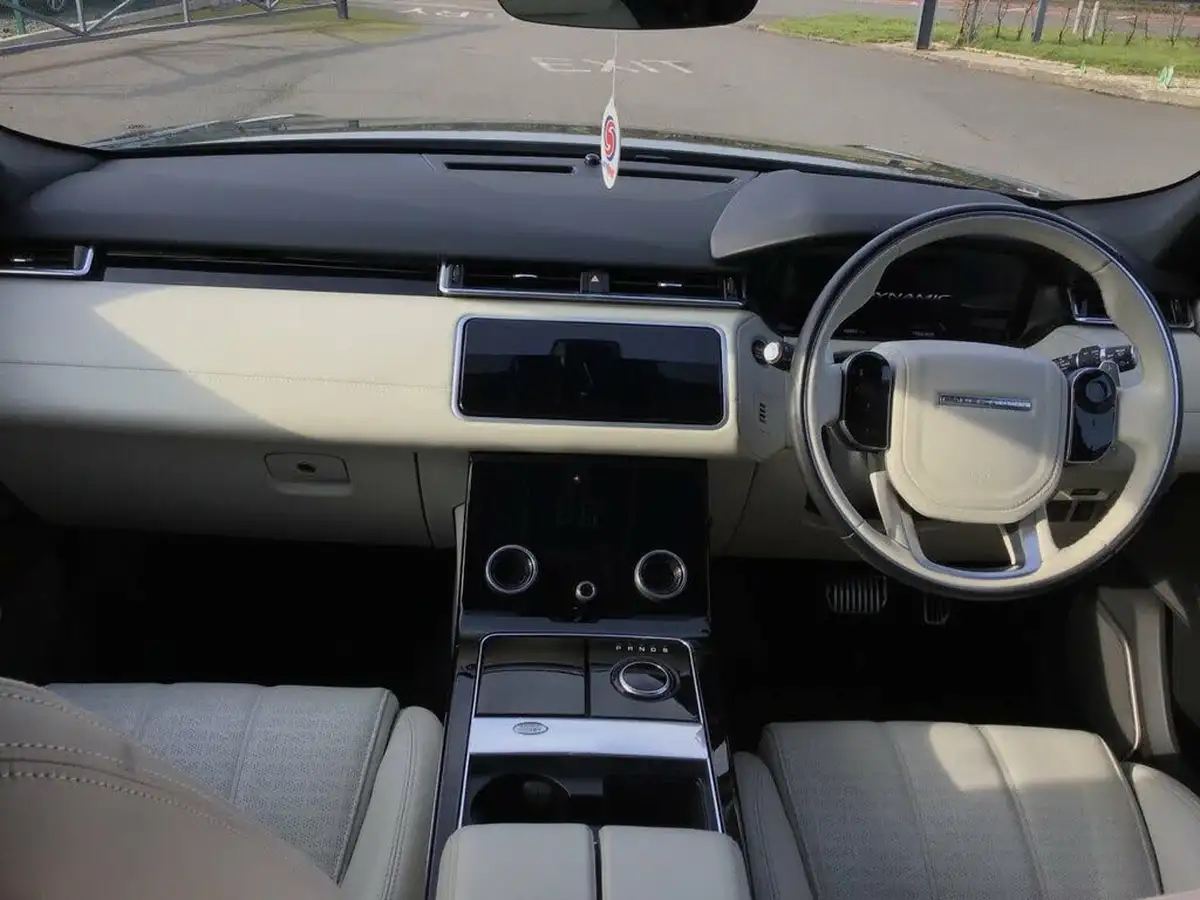 2020-land-rover-range-rover-velar-20-d240-r-dynamic-hse-big-43