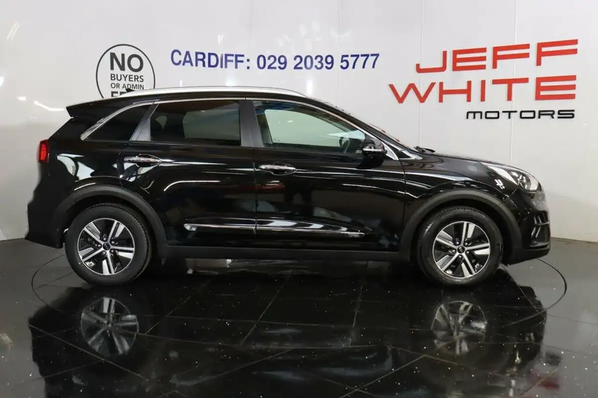 2020-kia-niro-16-gdi-phev-3-big-6