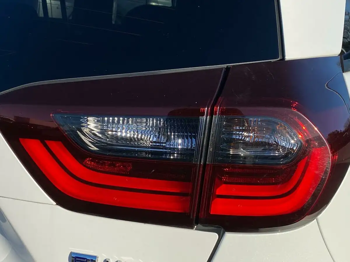 2020-honda-jazz-15-i-mmd-ex-big-51