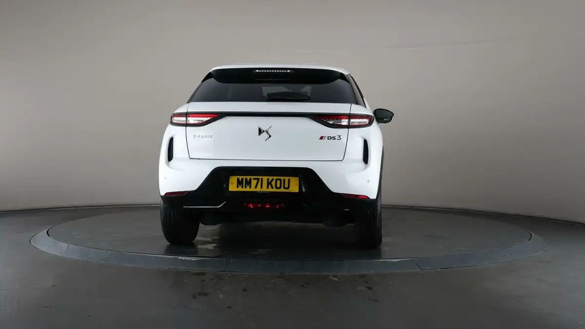 2021-ds-ds-3-crossback-e-tense-performance-line-big-70
