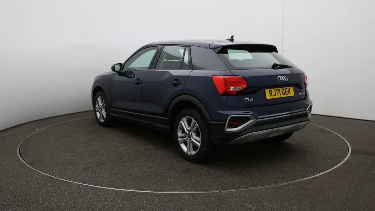 2022-audi-q2-10-30-tfsi-sport-big-54