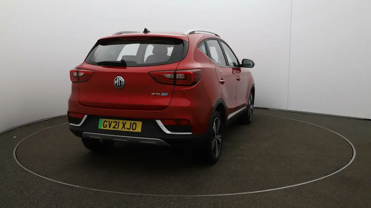 2021-mg-zs-suv-e-exclusive-ev-big-50