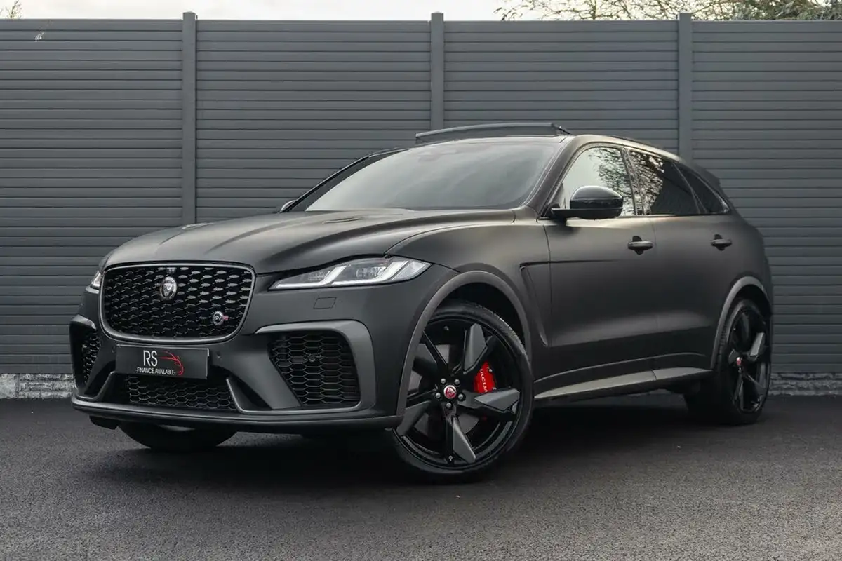 2021-jaguar-f-pace-50-v8-svr-big-6
