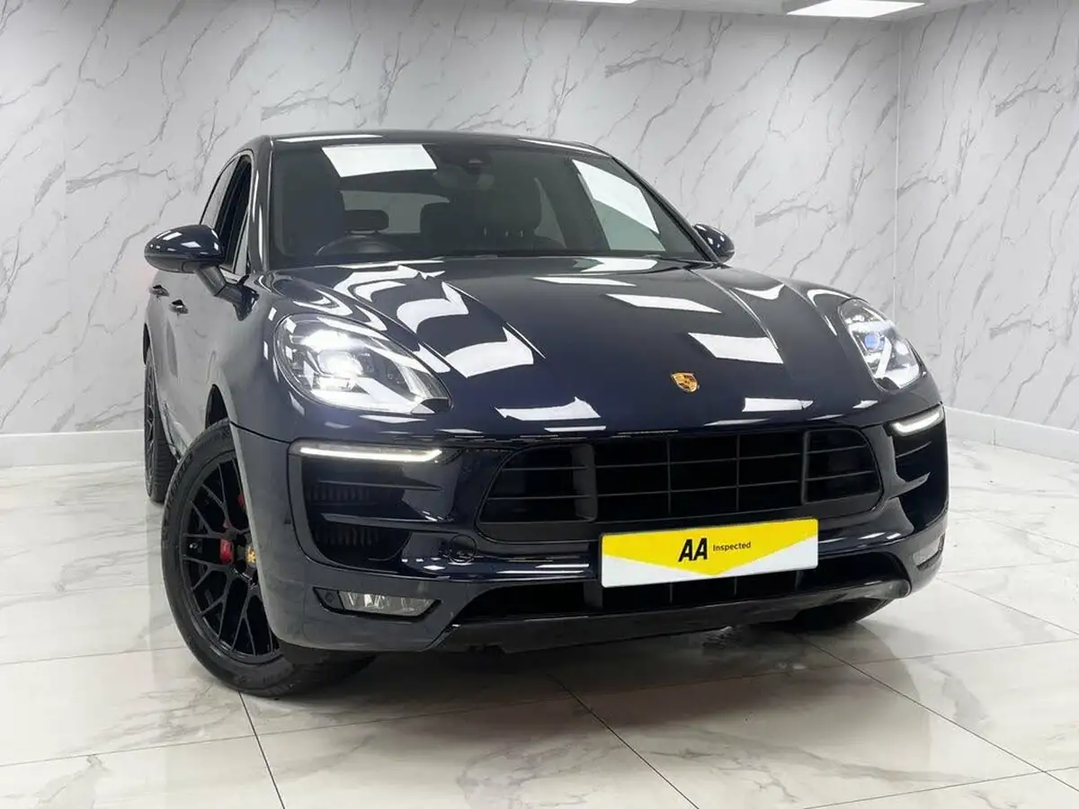 2018-porsche-macan-30-gts-big-5