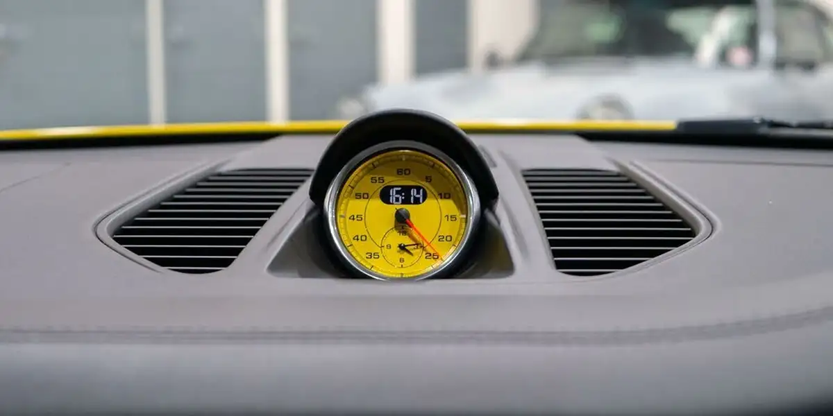 2018-porsche-911-30-carrera-gts-coupe-big-34