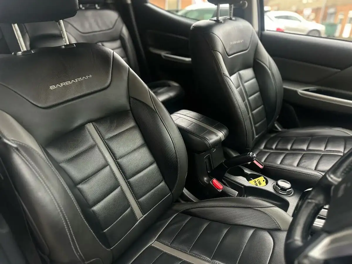 2019-mitsubishi-l200-24di-d-barbarian-eu6b-auto-big-16