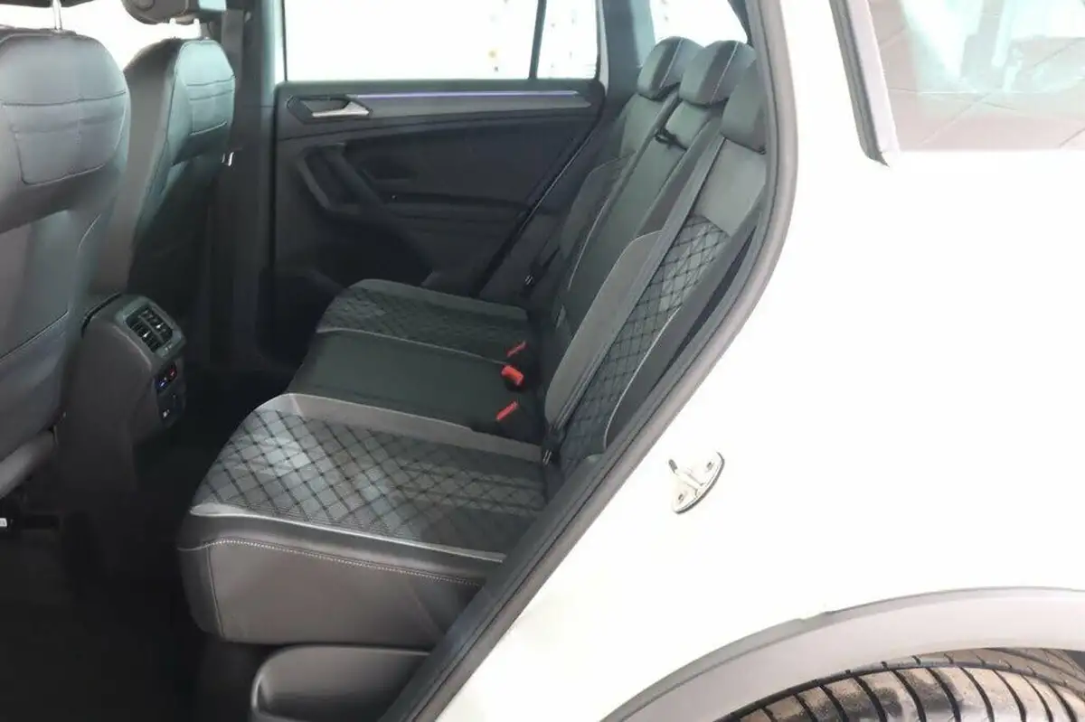 2021-volkswagen-tiguan-15-tsi-r-line-big-37