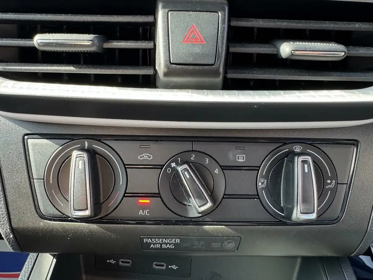 2021-seat-ibiza-10-tsi-se-technology-big-15