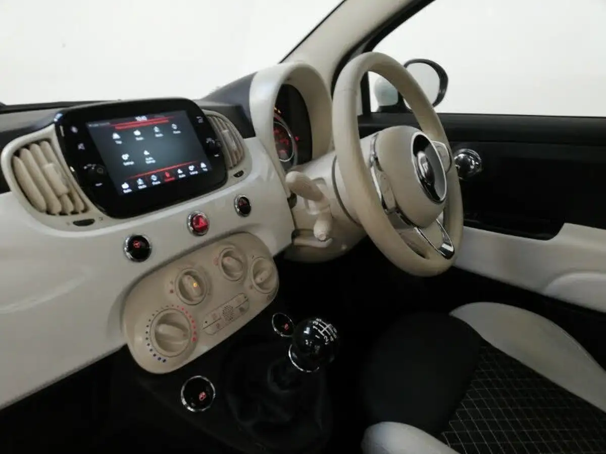 2022-fiat-500-10-dolcevita-big-4