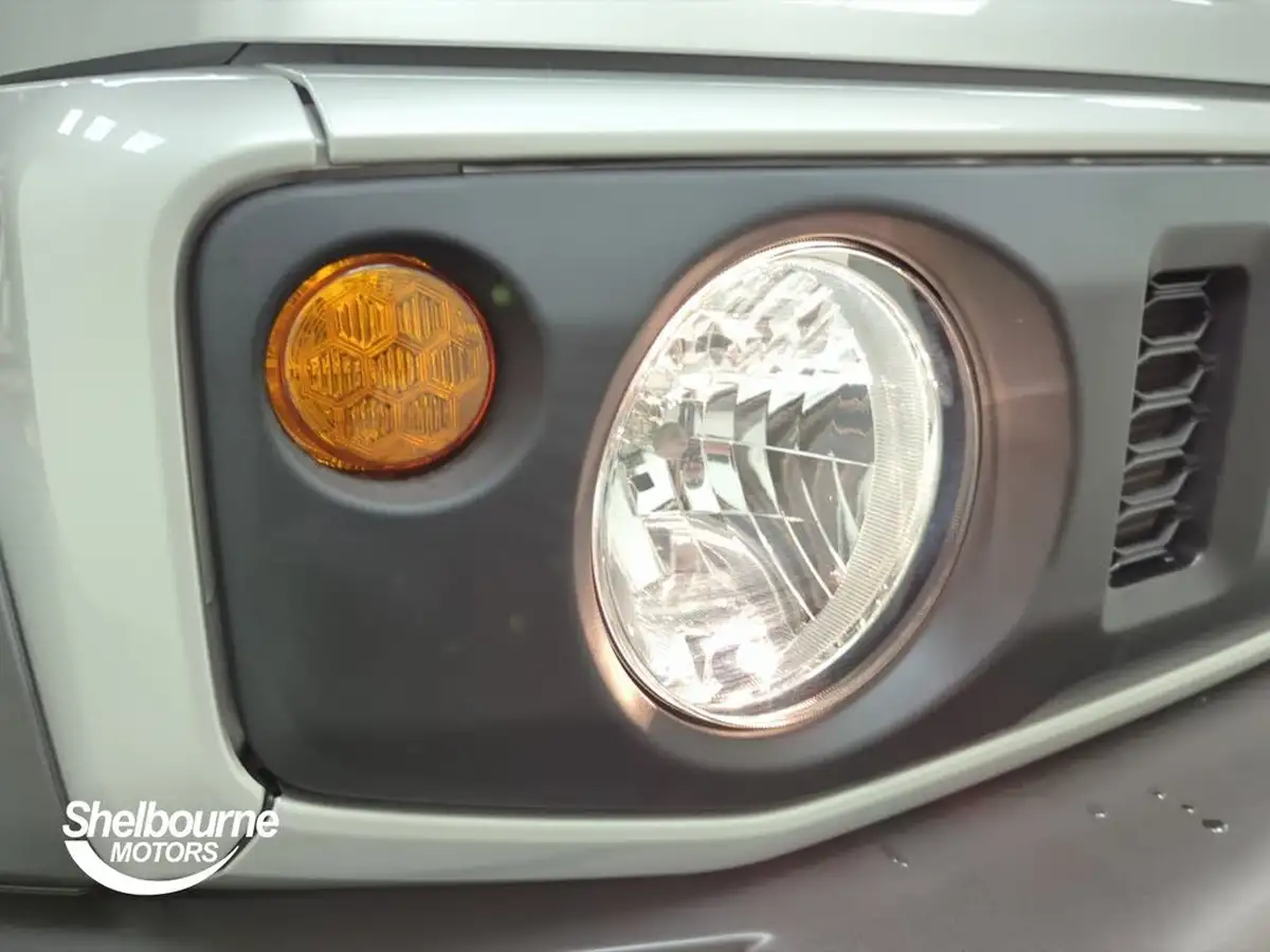 2024-suzuki-jimny-15-light-commercial-allgrip-big-16