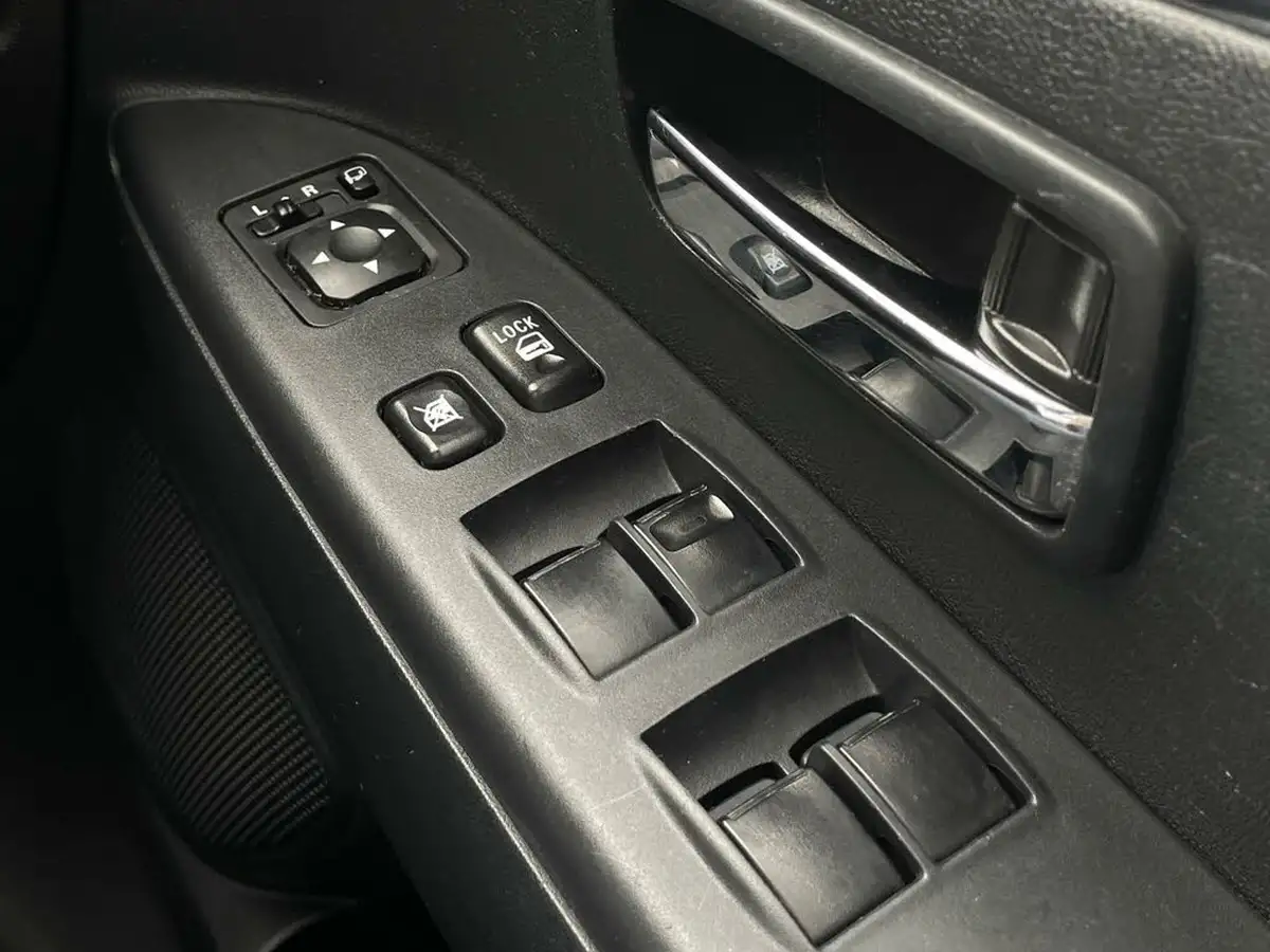 2015-mitsubishi-asx-18td-4-big-64
