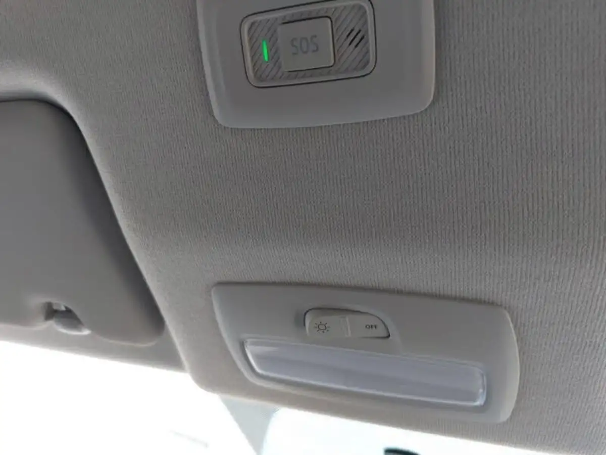 2021-dacia-sandero-10-sce-essential-big-18