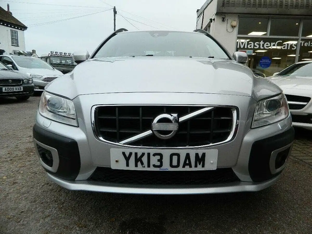 2013-volvo-xc70-24td-d4-se-lux-163bhp-ss-geartronic-big-12