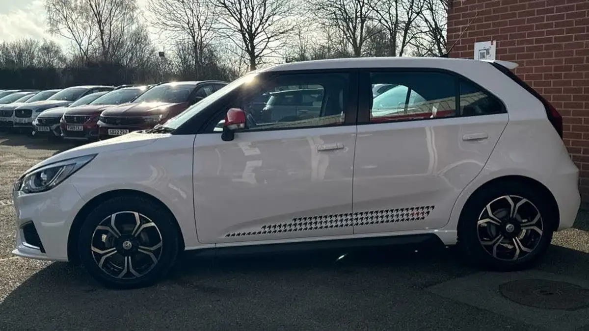 2021-mg-mg3-15-vti-tech-exclusive-nav-big-16