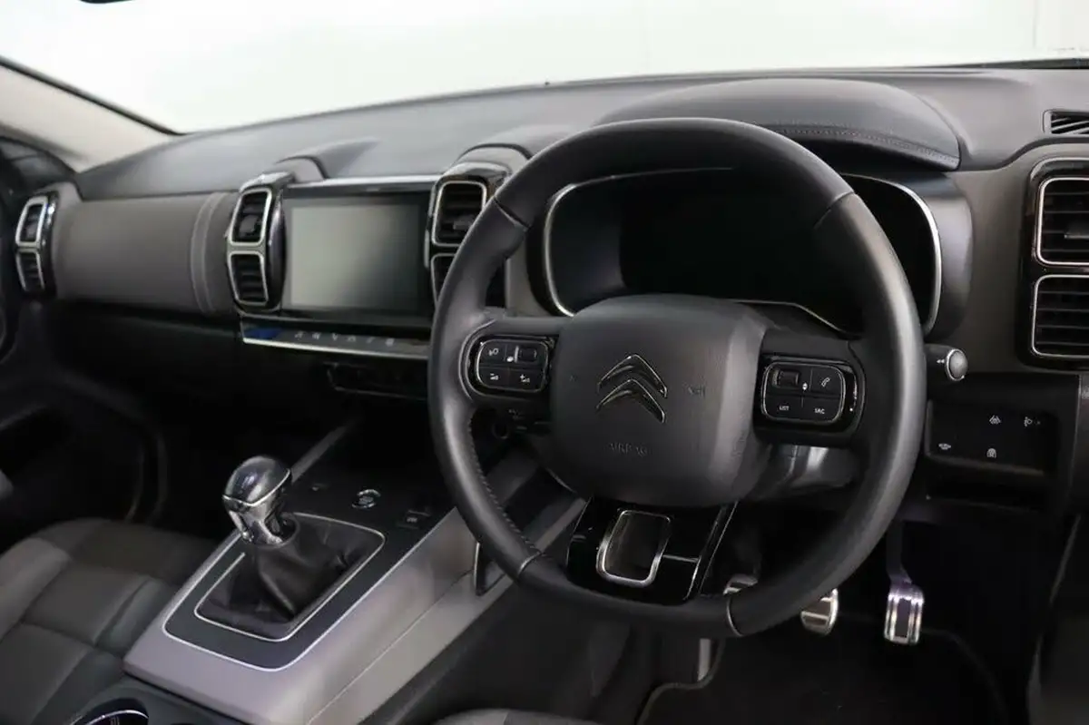 2021-citroen-c5-aircross-15bluehdi-shine-plus-big-20