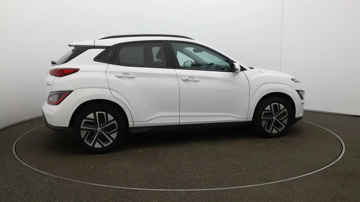 2022-hyundai-kona-e-premium-204ps-64kwh-7kw-obc-big-41