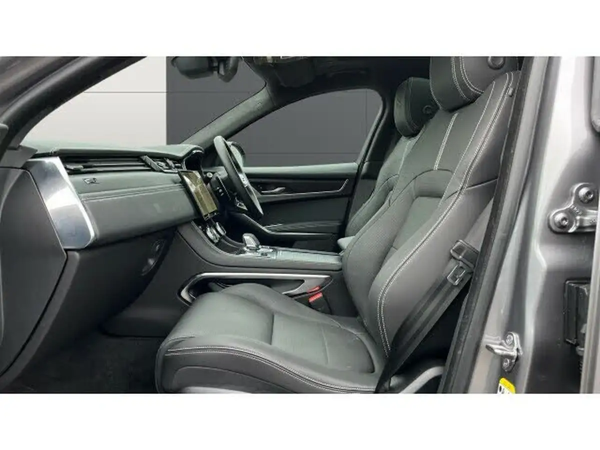2024-jaguar-f-pace-20-d200-r-dynamic-hse-black-big-2