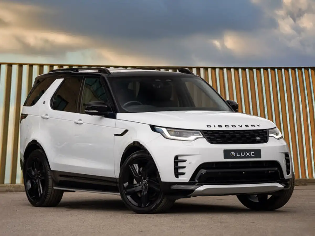 2022-land-rover-discovery-30-d300-r-dynamic-hse-big-13
