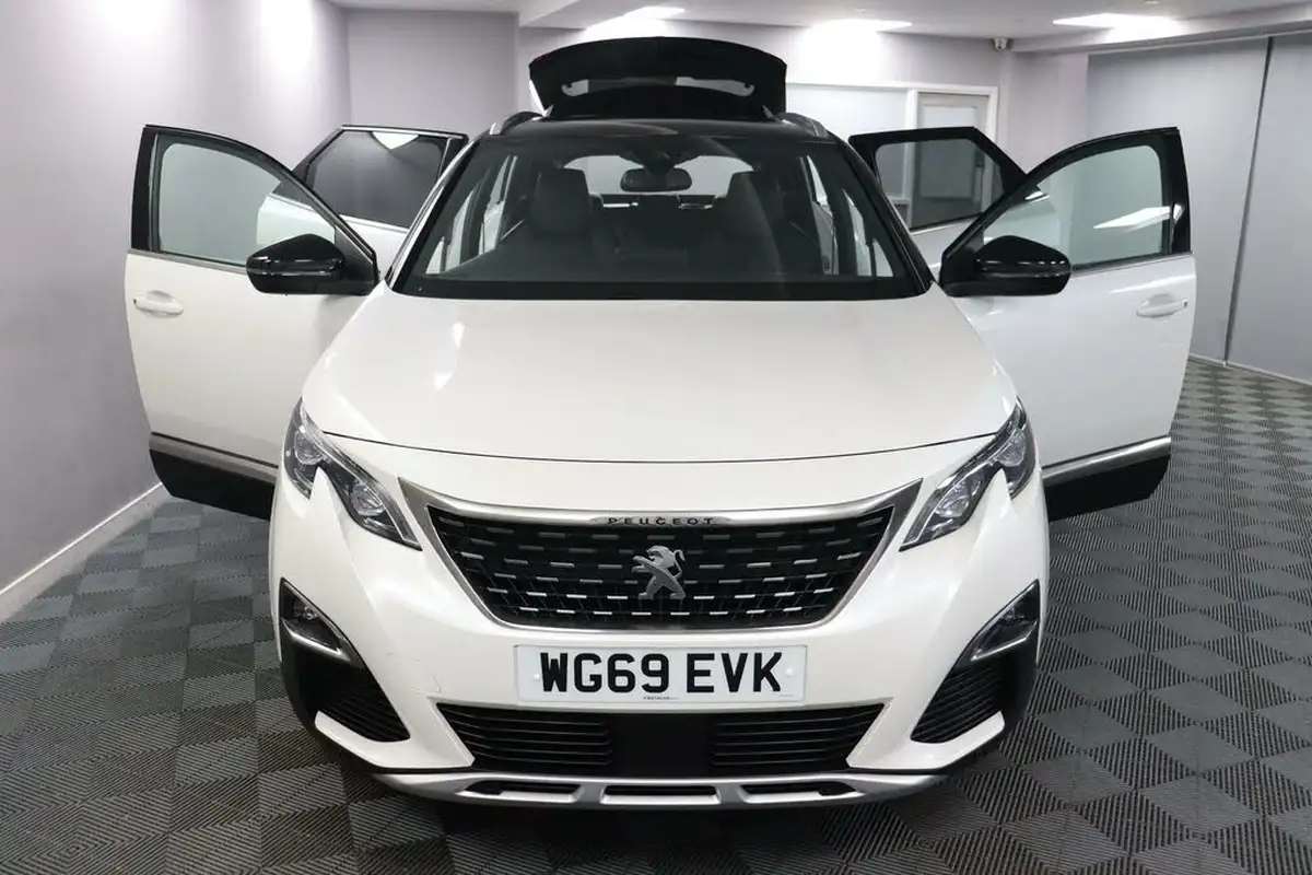 2019-peugeot-3008-suv-12-puretech-gt-line-premium-big-6
