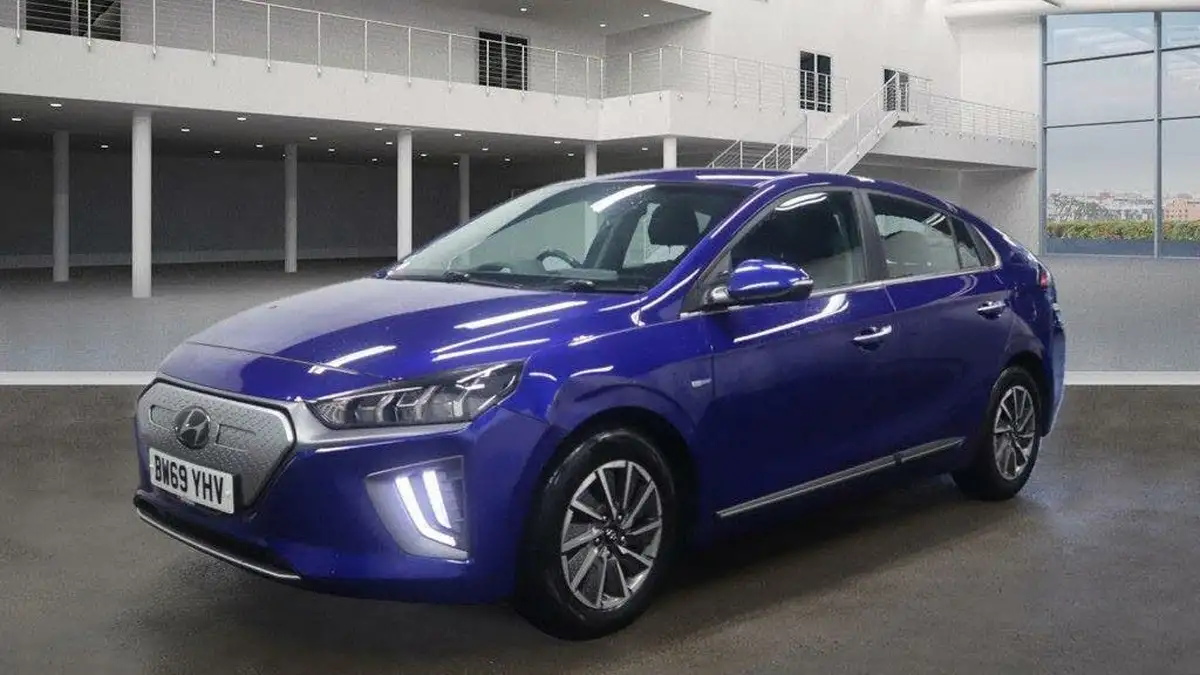 2020-hyundai-ioniq-e-premium-electric-100kw-big-1