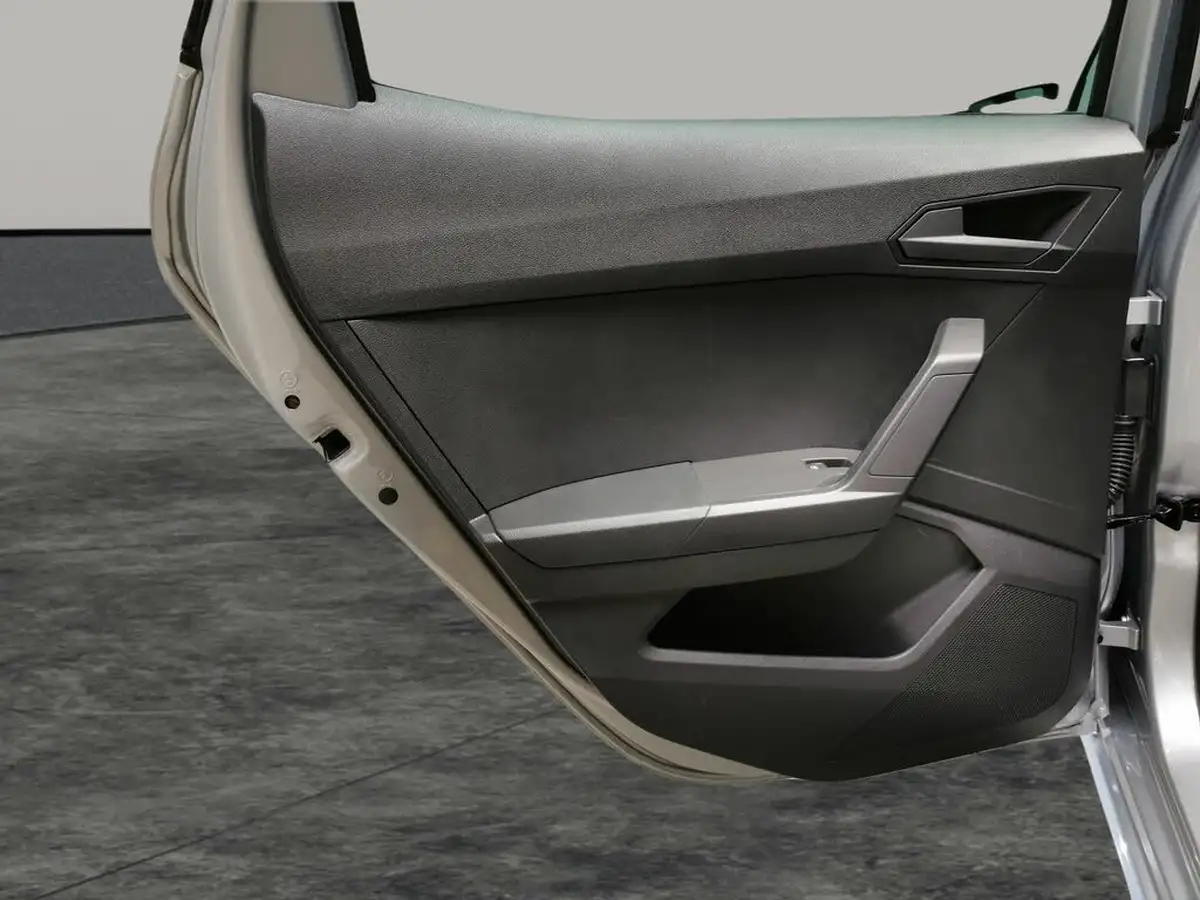 2022-seat-ibiza-10-tsi-xcellence-lux-110ps-dsg-big-35