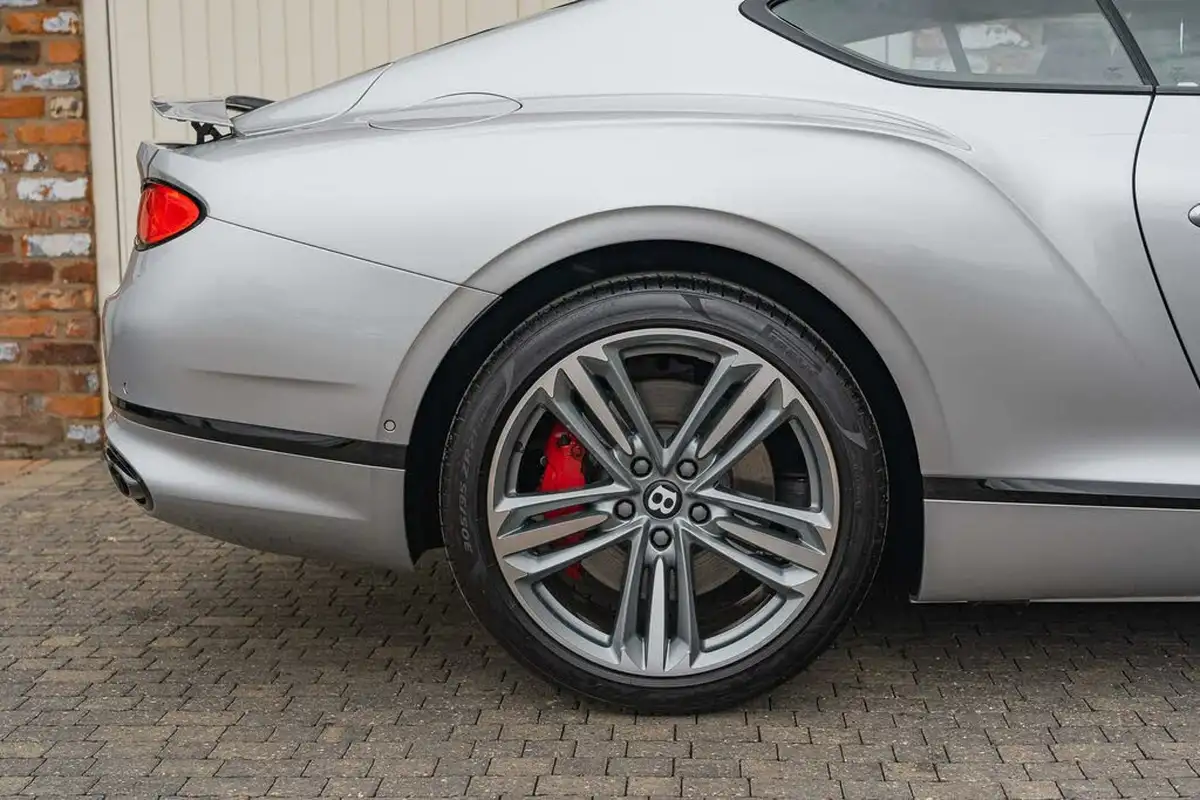 2022-bentley-continental-40-gt-v8-coupe-big-24