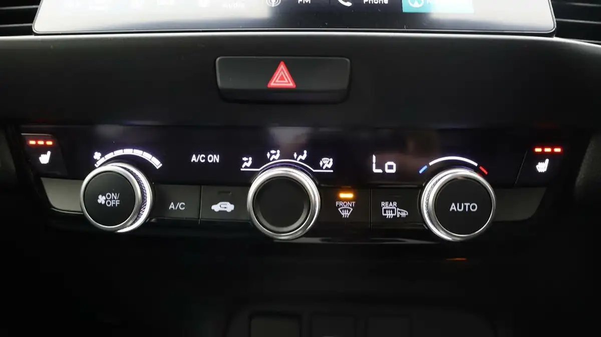 2023-honda-jazz-15-i-mmd-ex-107ps-big-11